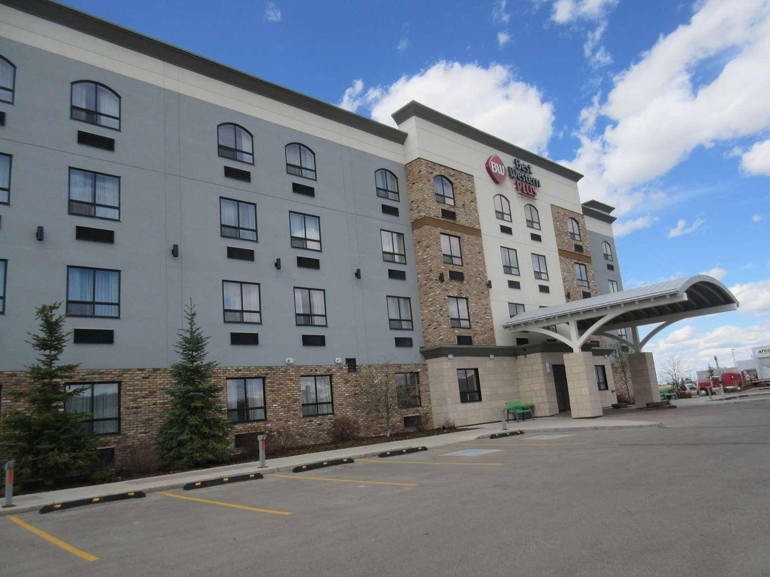Best Western Plus Airdrie Gateway Exterior foto