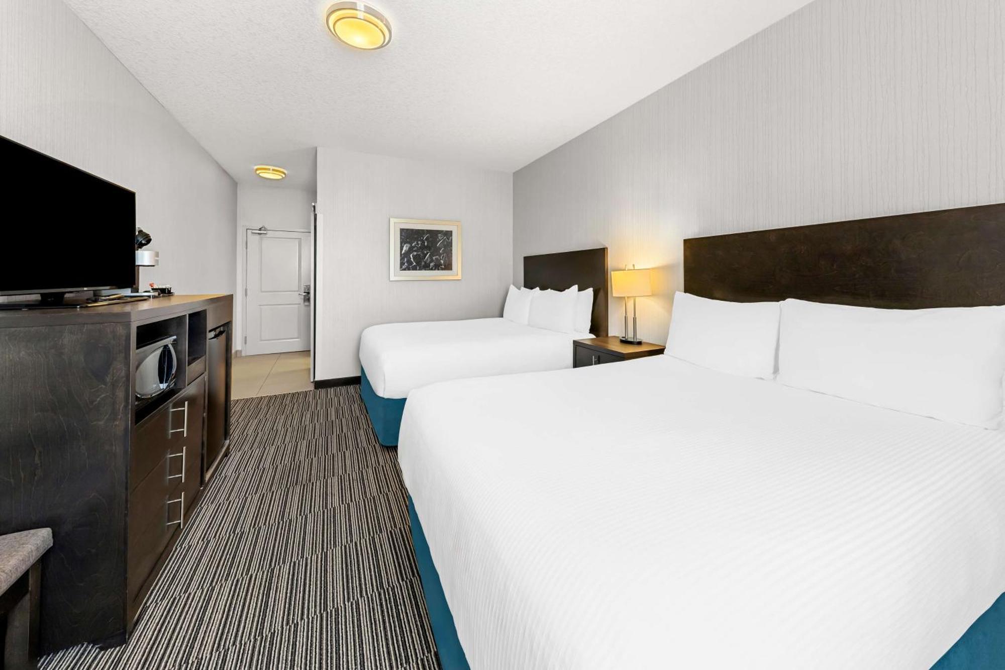 Best Western Plus Airdrie Gateway Exterior foto